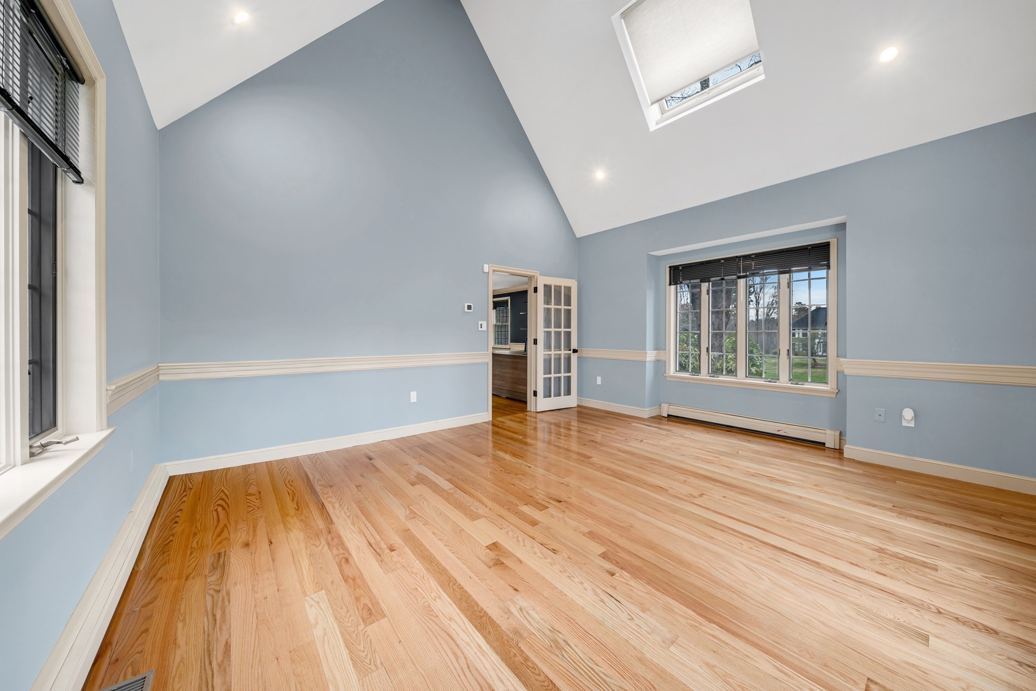 5 Bedros St Property Photo 6