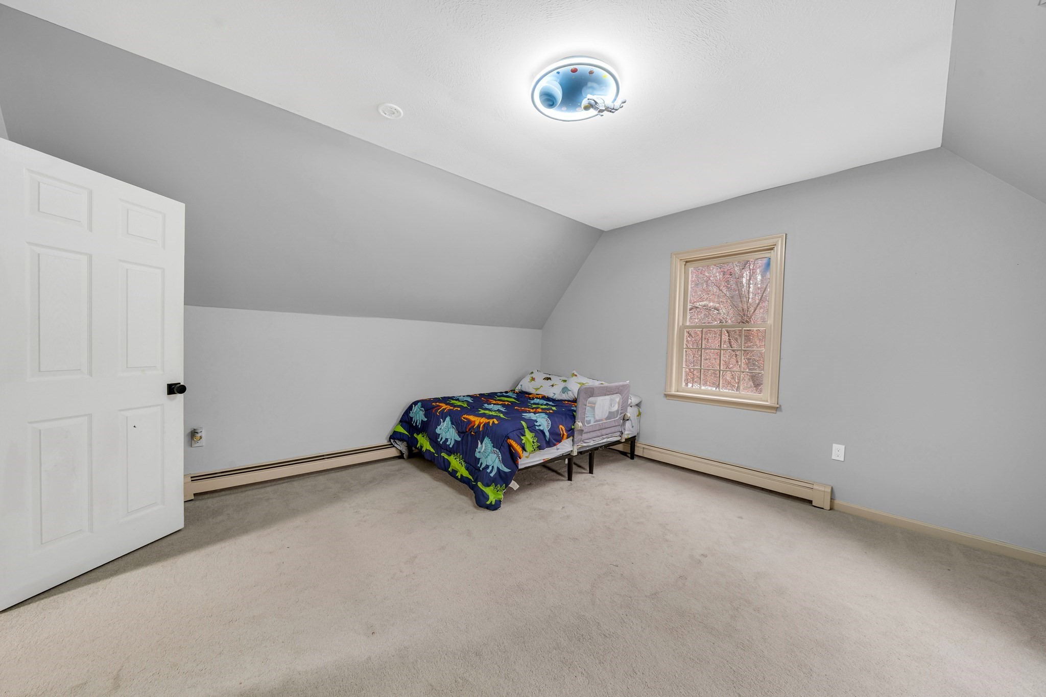 5 Bedros St Property Photo 18