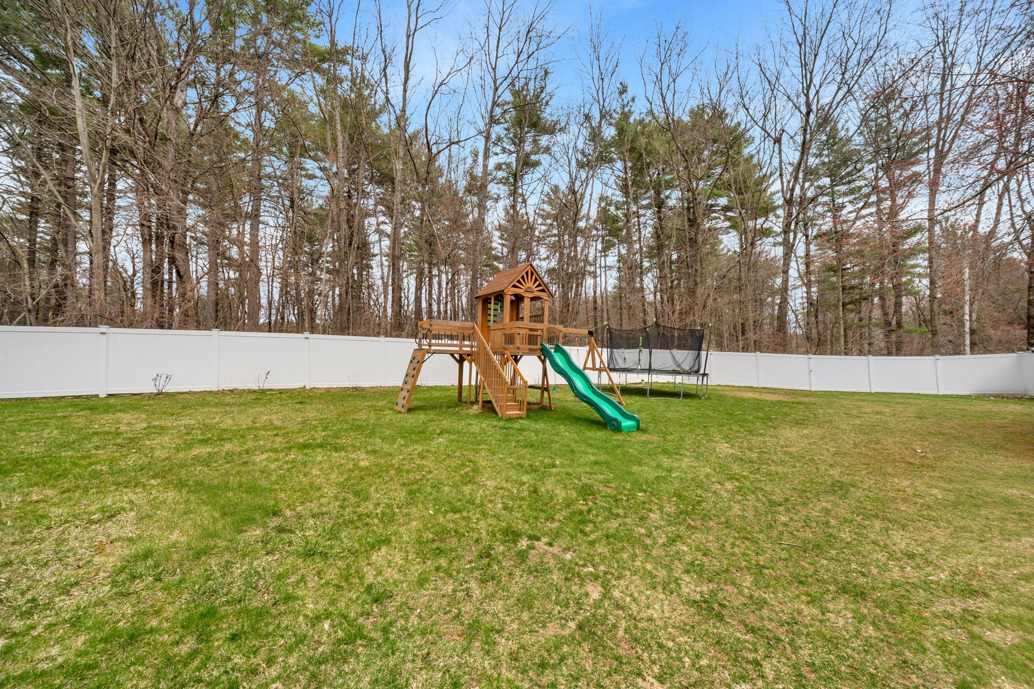 5 Bedros St Property Photo 23