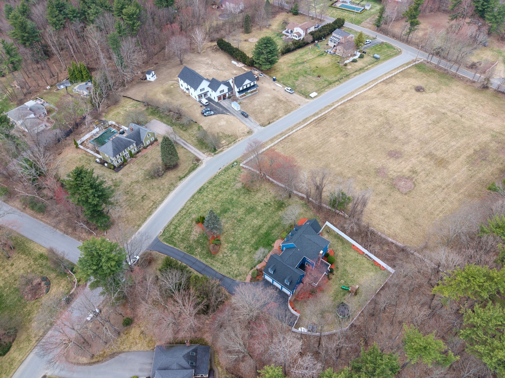 5 Bedros St Property Photo 31