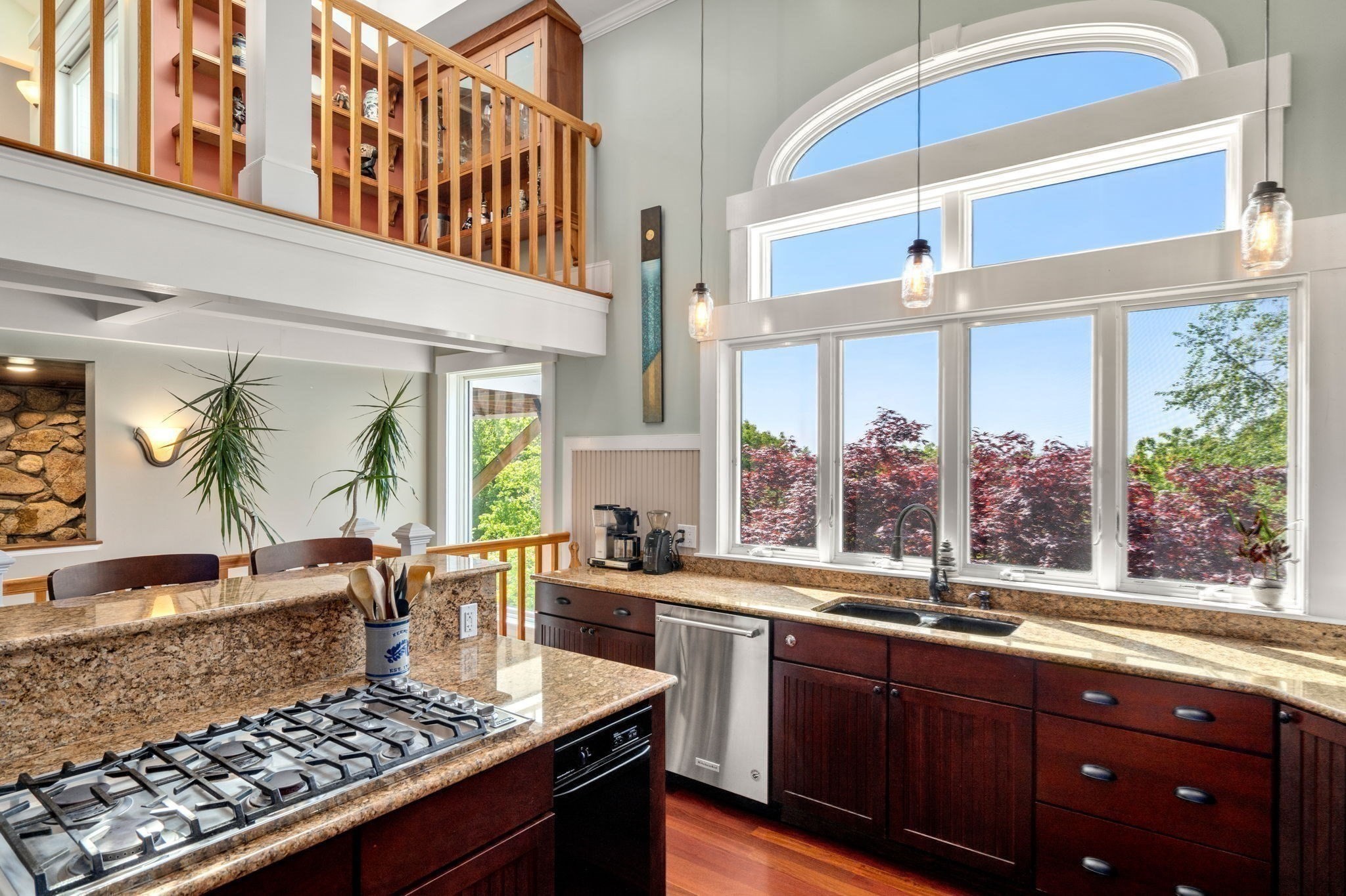 602 Summer Street Property Photo 16