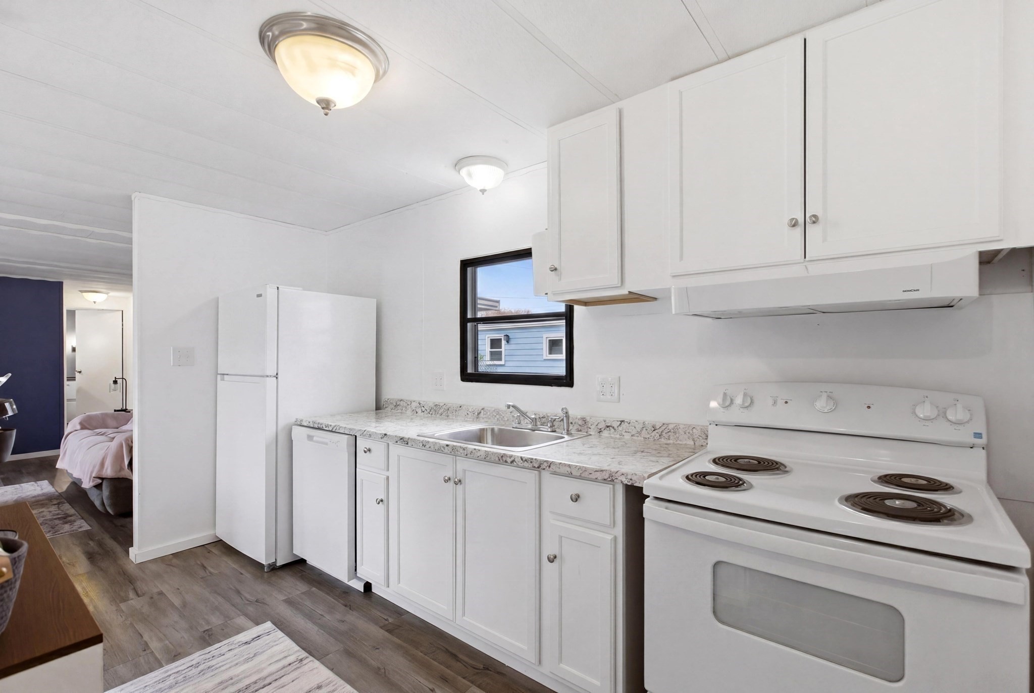 22 Southway Property Photo 8