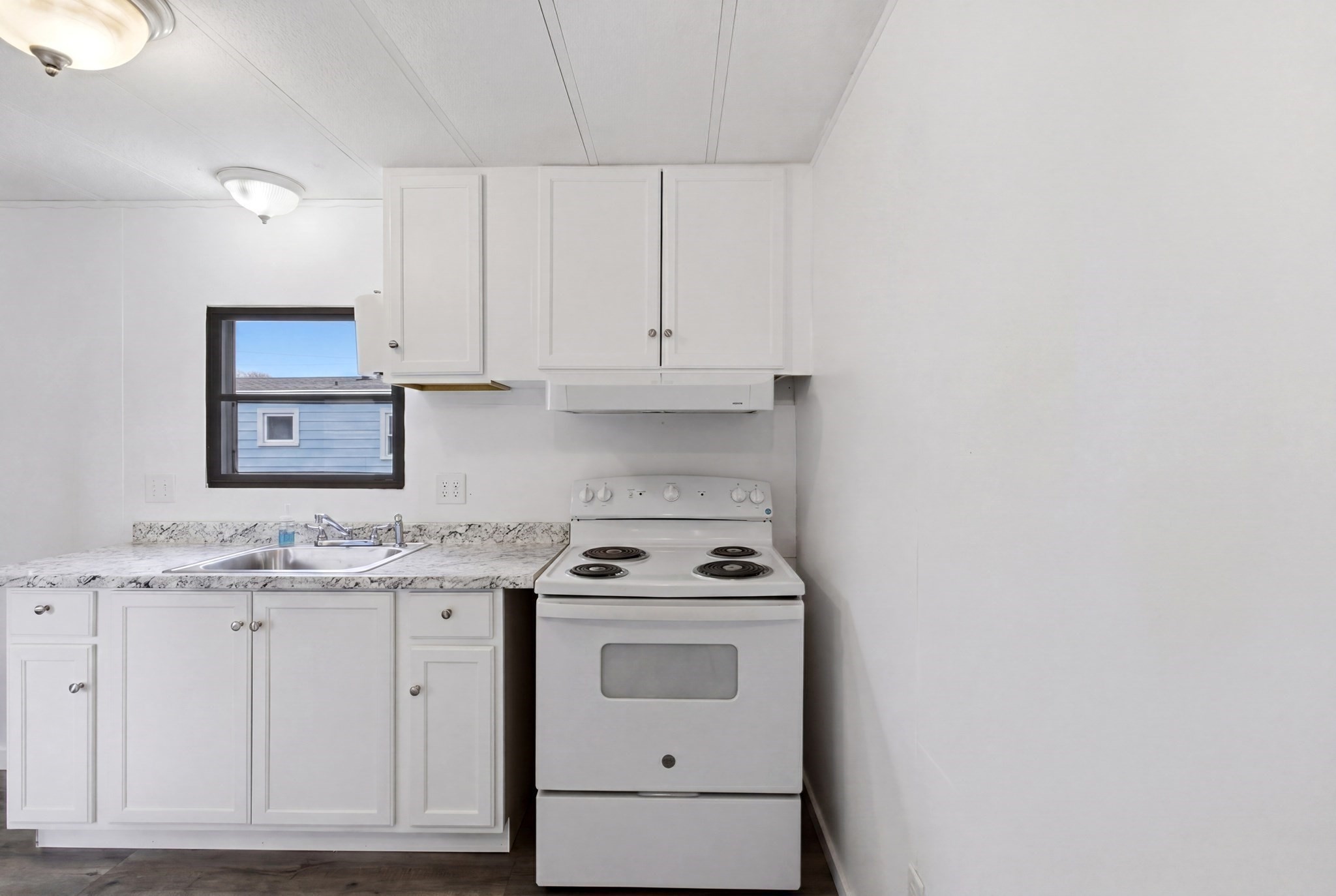22 Southway Property Photo 9