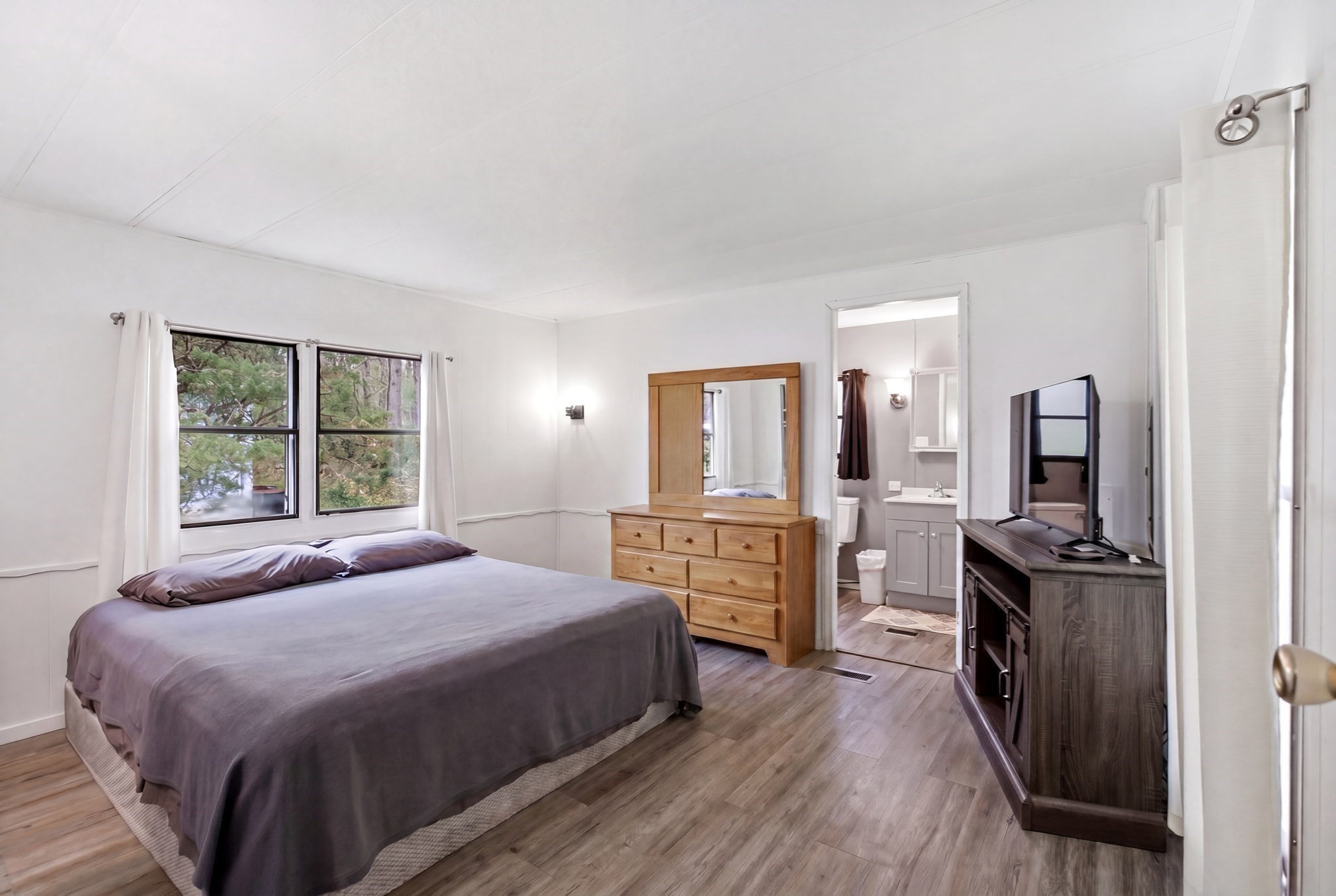 22 Southway Property Photo 18