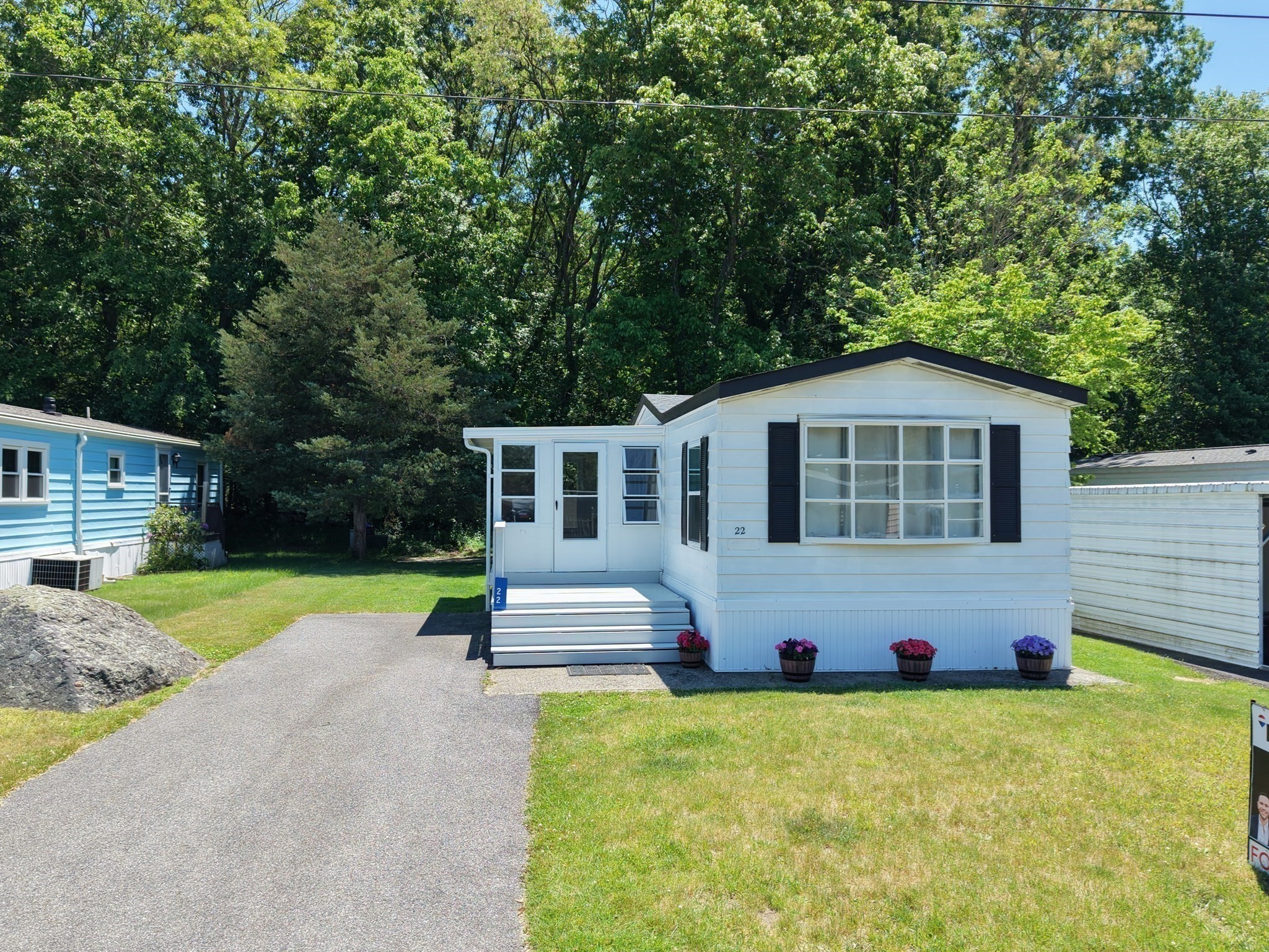 22 Southway Property Photo 25