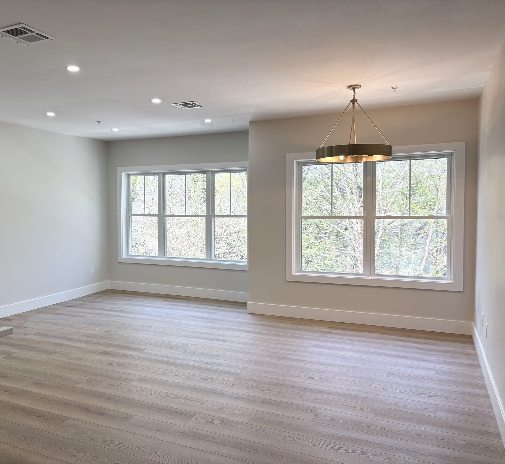 441 Washington St # 305 Property Photo 5