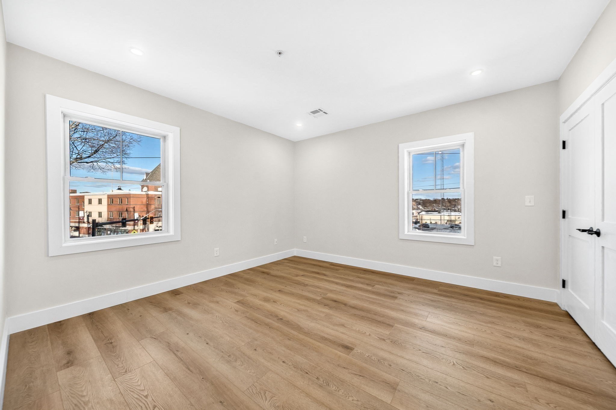 441 Washington St # 305 Property Photo 7