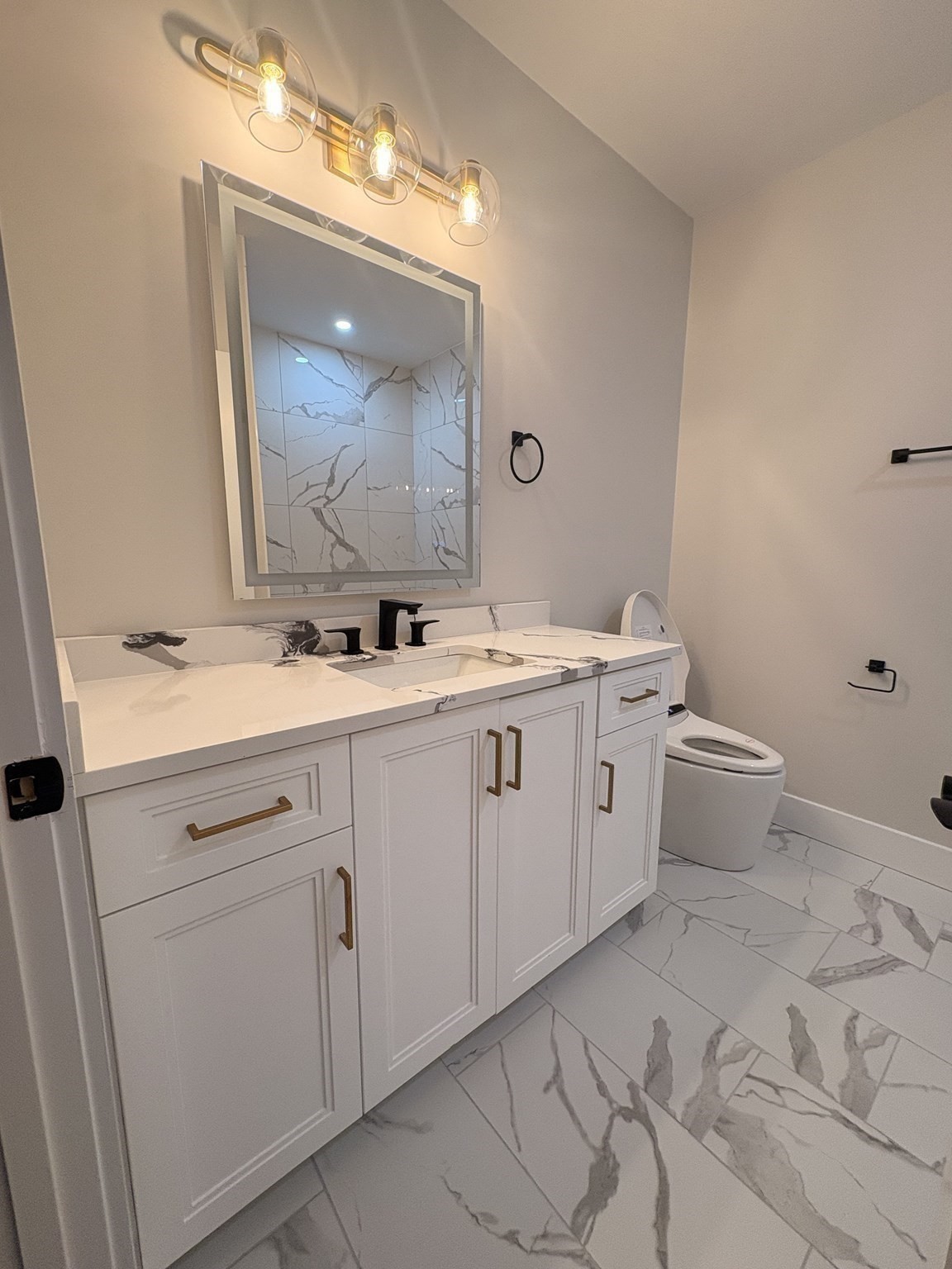 441 Washington St # 305 Property Photo 9
