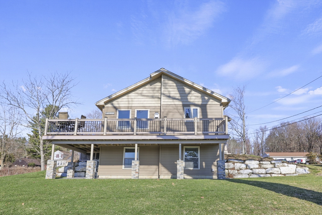 200 Narragansett Ave Property Photo 3