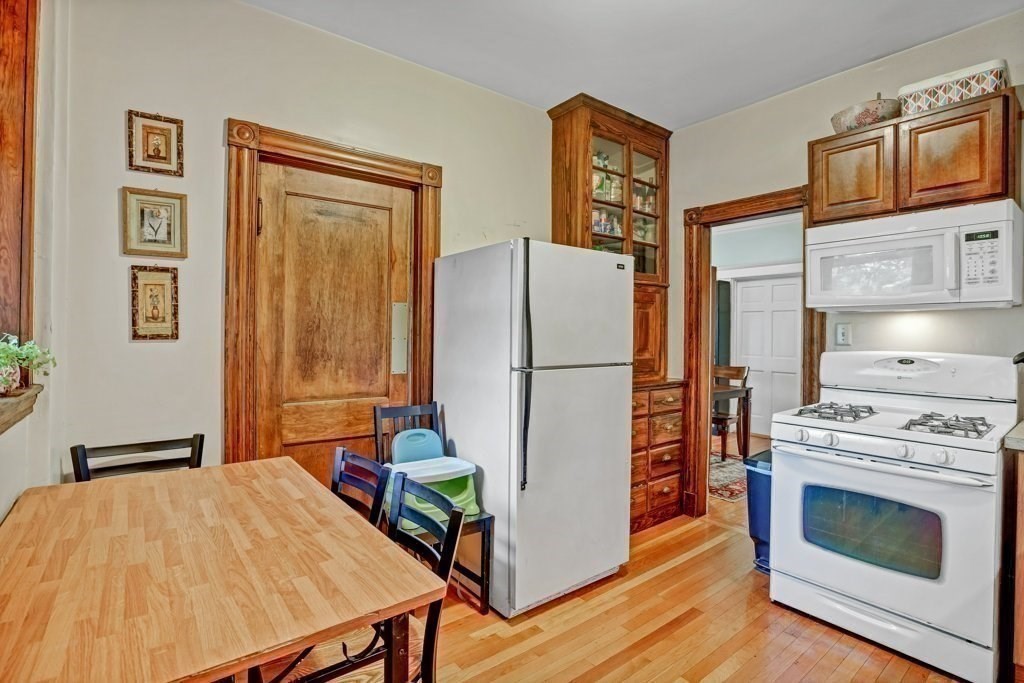10 Radcliffe Rd # 1 Property Photo 7