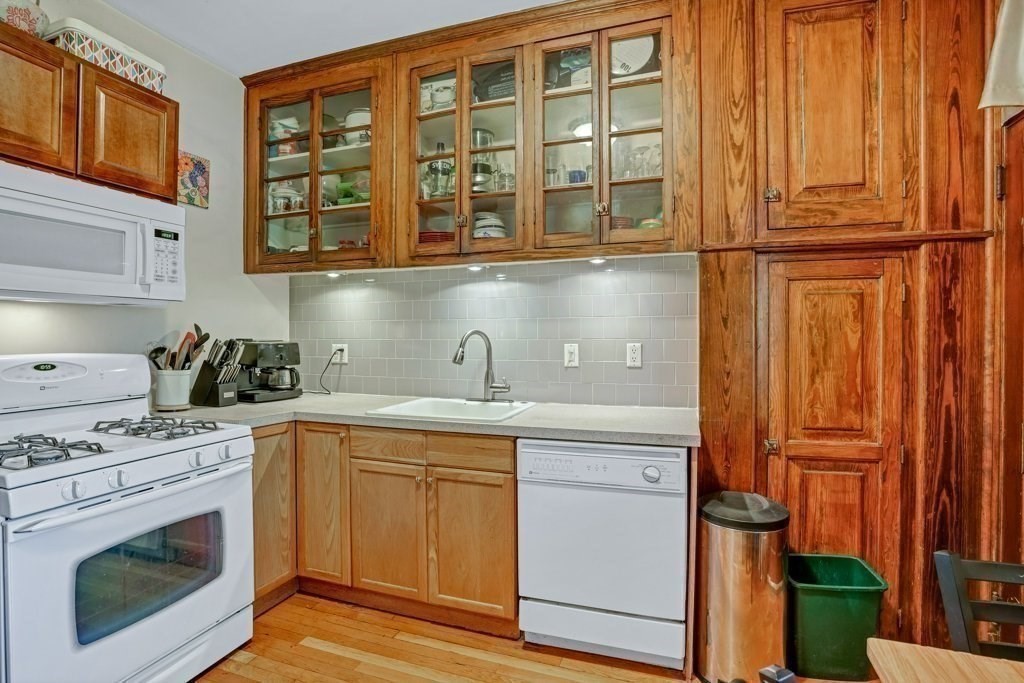 10 Radcliffe Rd # 1 Property Photo 9