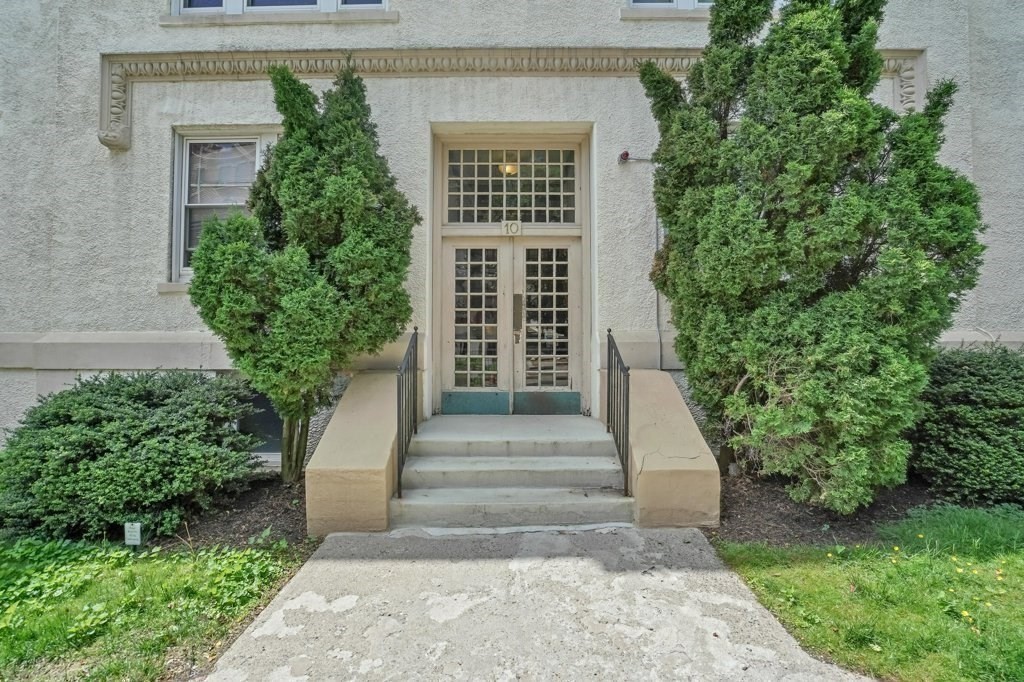 10 Radcliffe Rd # 1 Property Photo 19