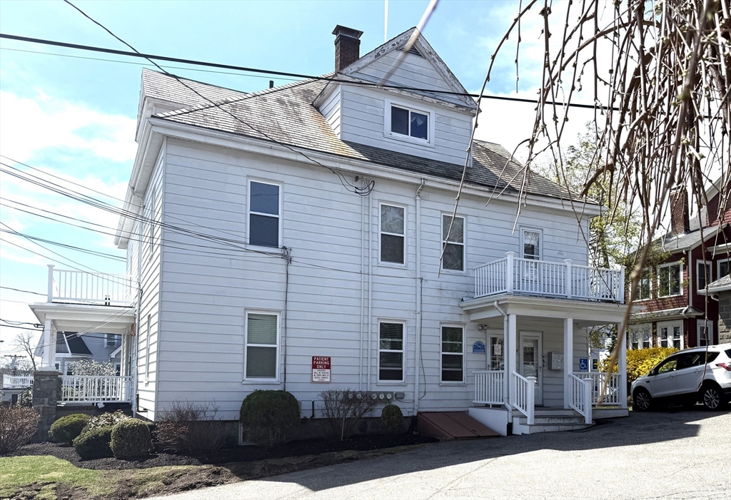 548-550 Mount Auburn St Property Photo 3
