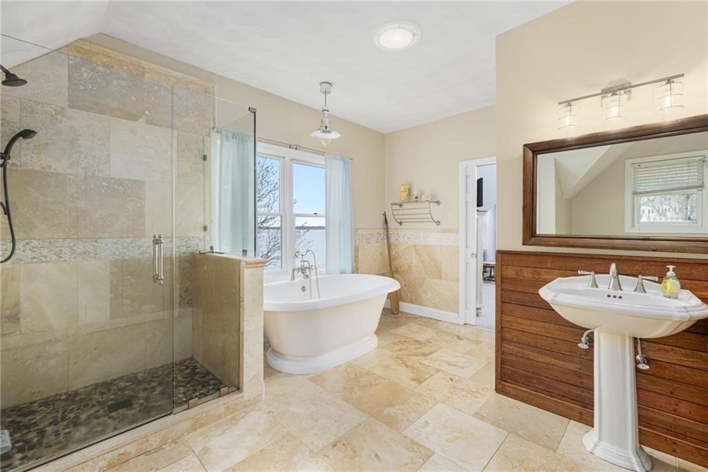 8 Stevens Landing Property Photo 32