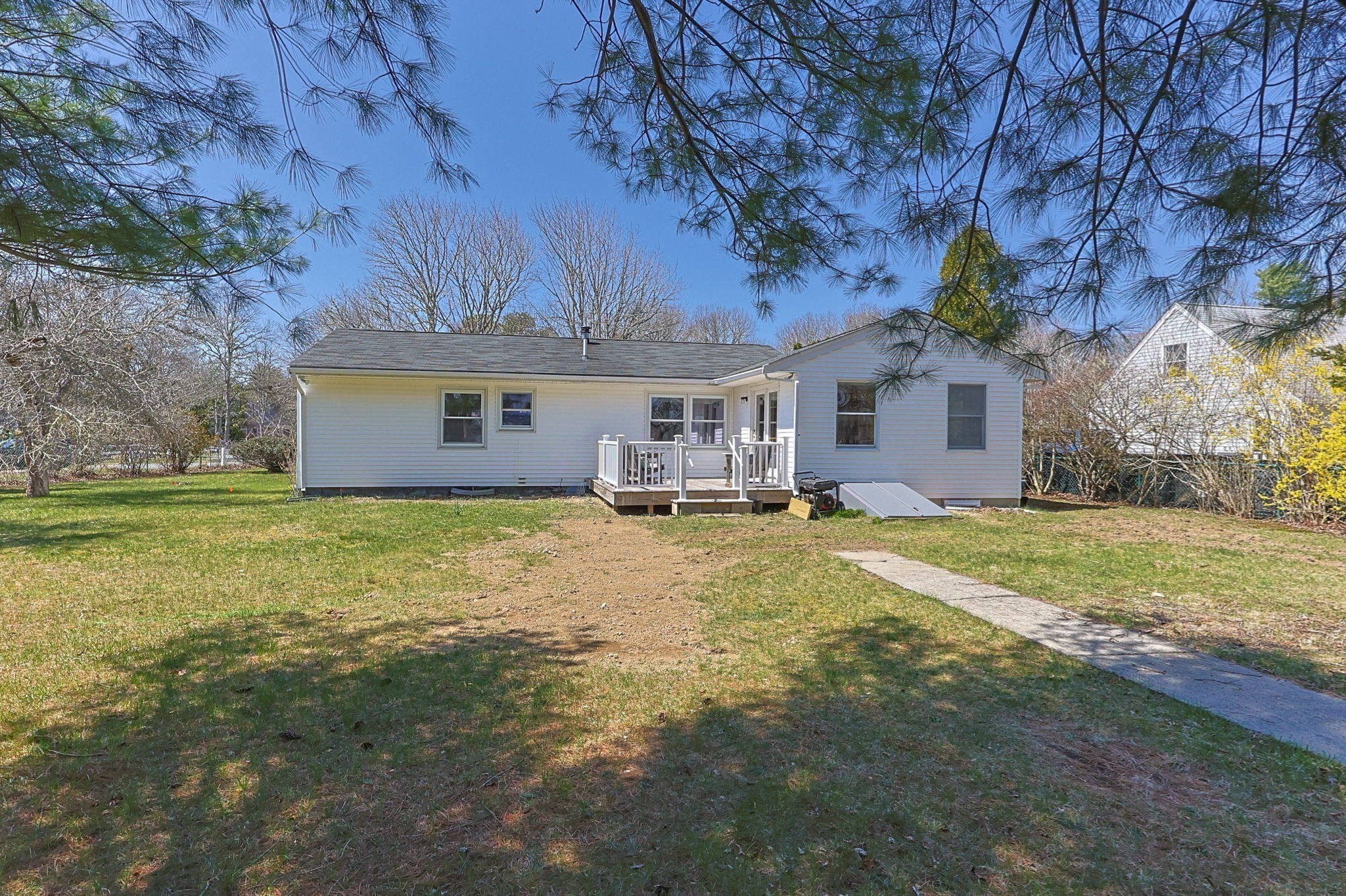 74 Grace Ct Property Photo 28