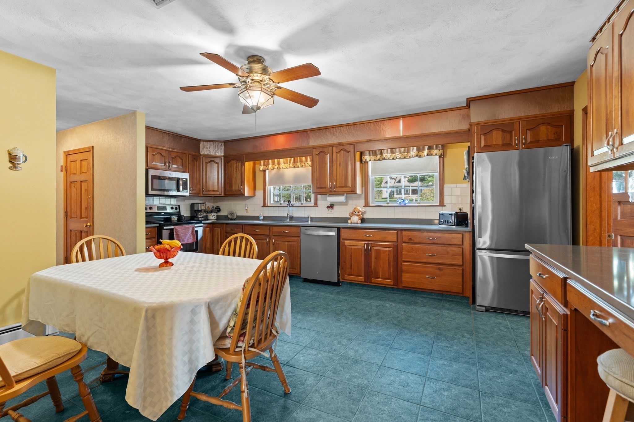36 High St Property Photo 7