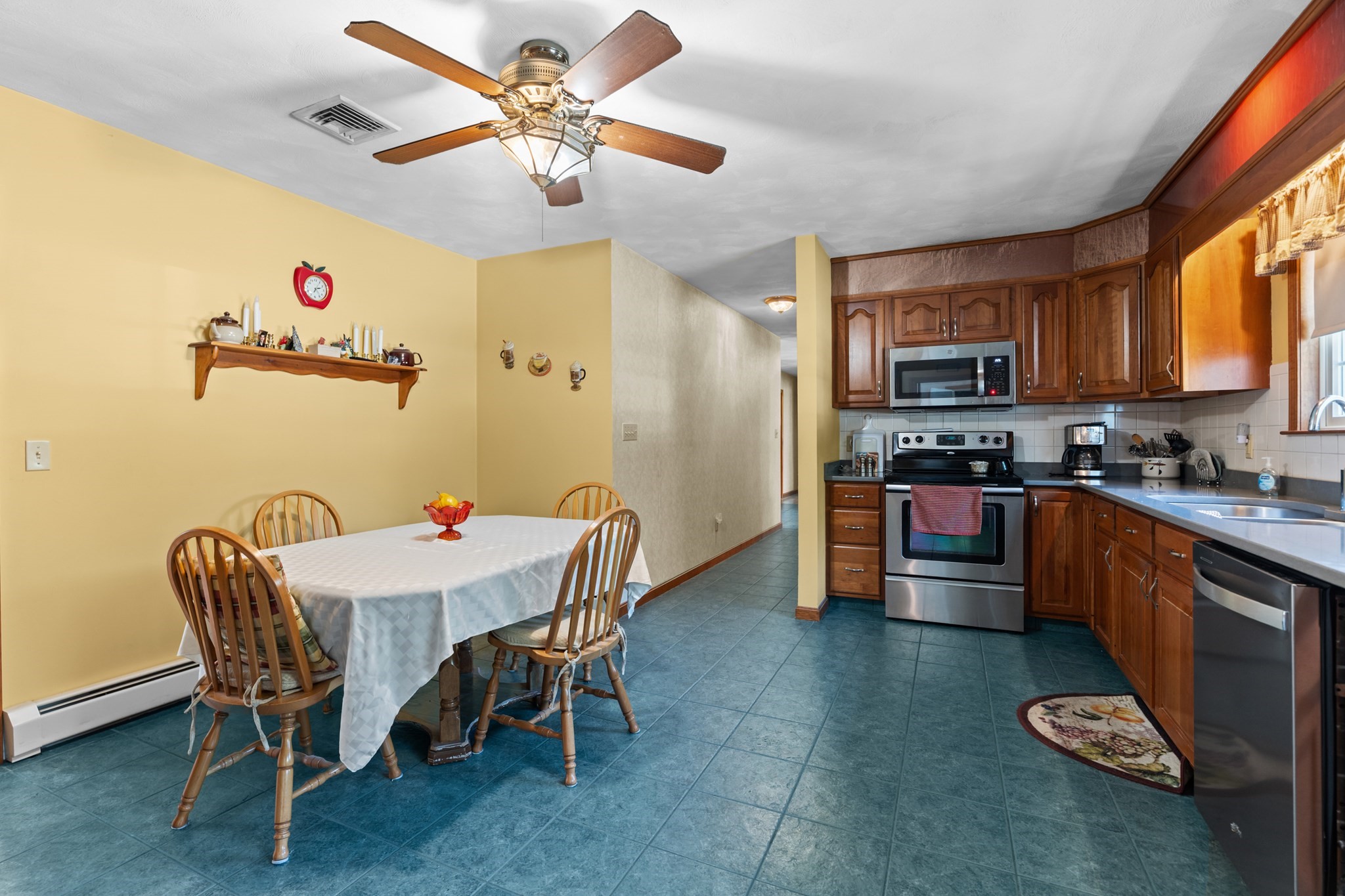 36 High St Property Photo 17