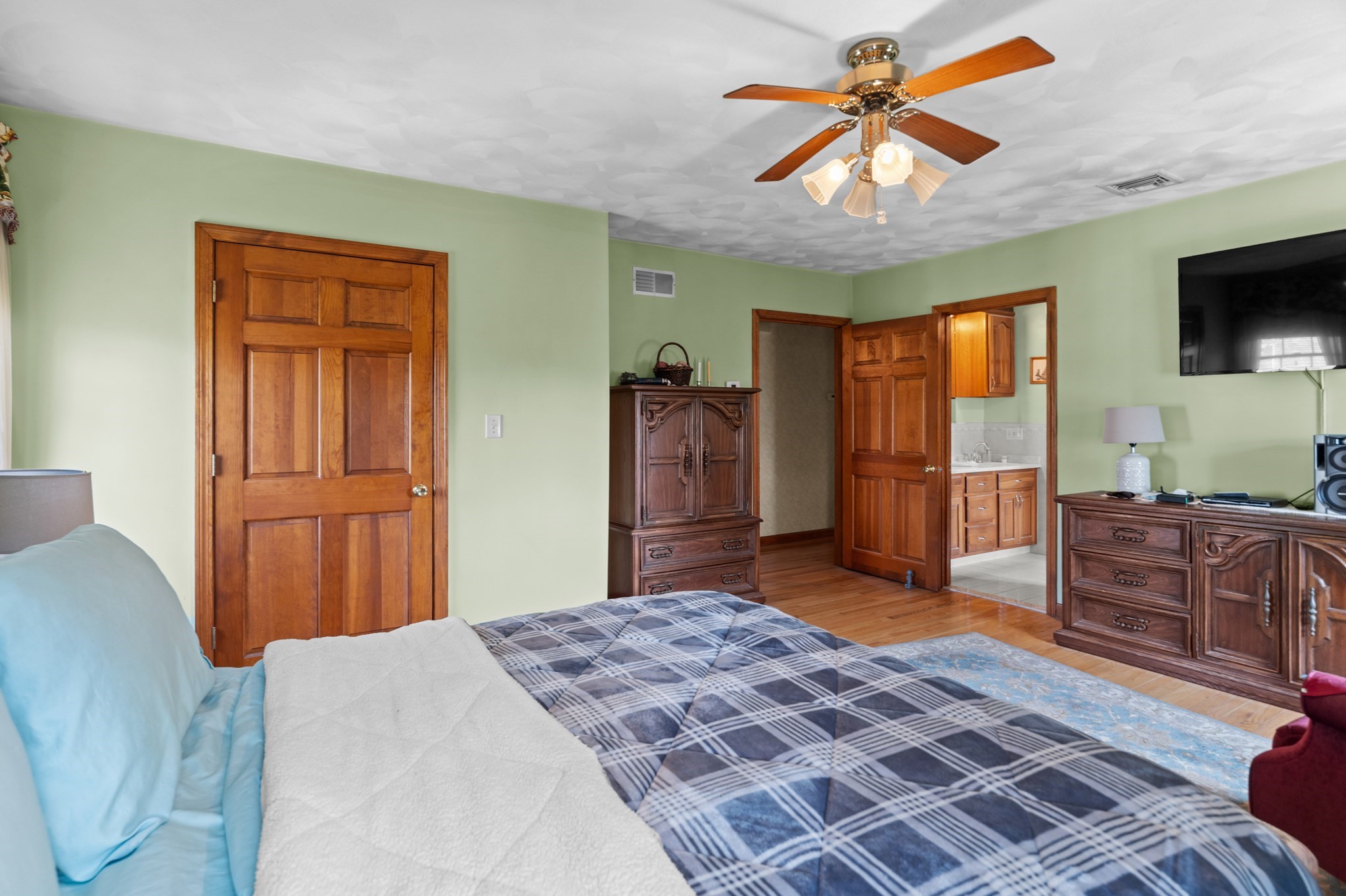 36 High St Property Photo 28