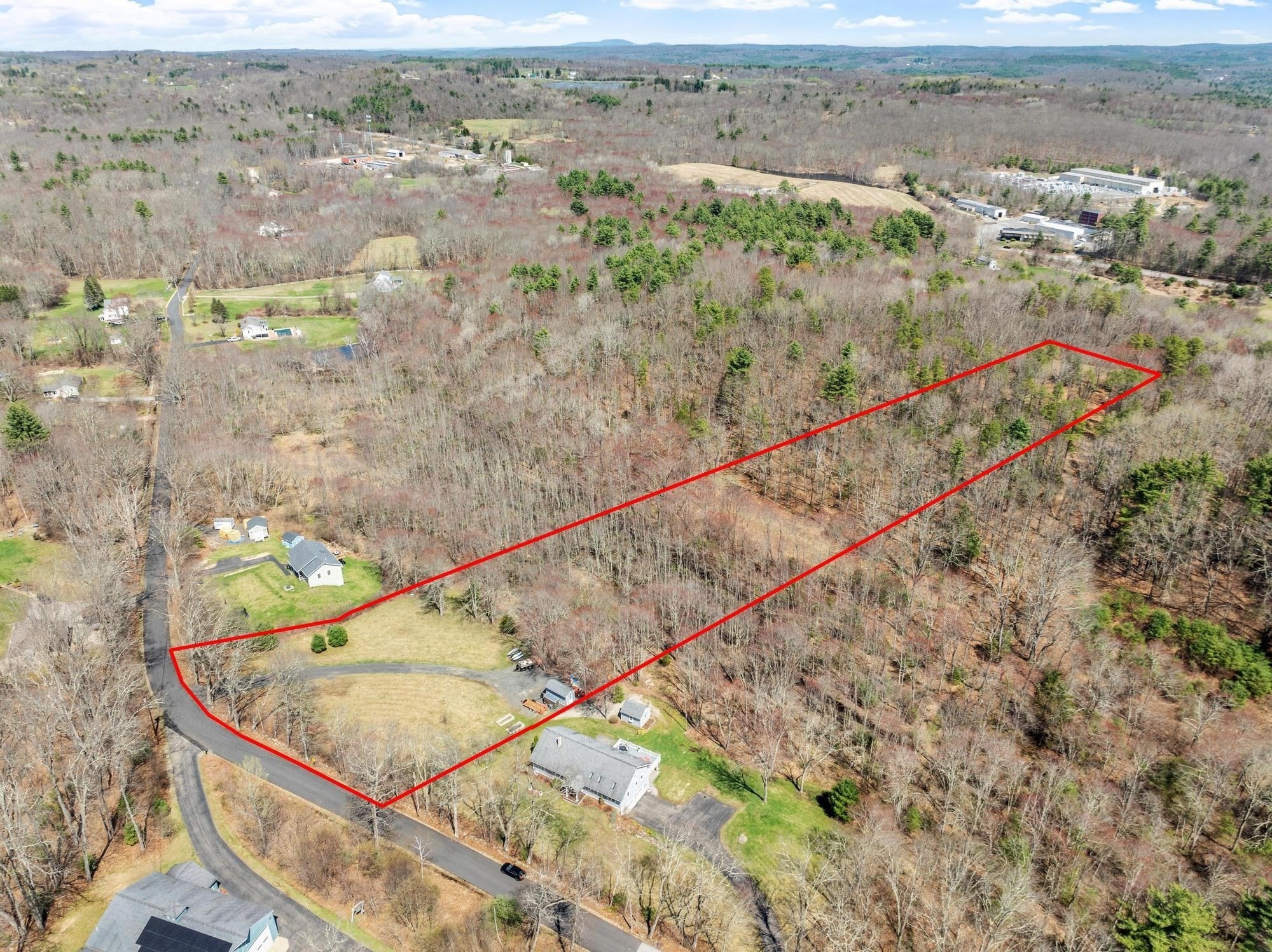 32 Town Farm Rd Property Photo 1