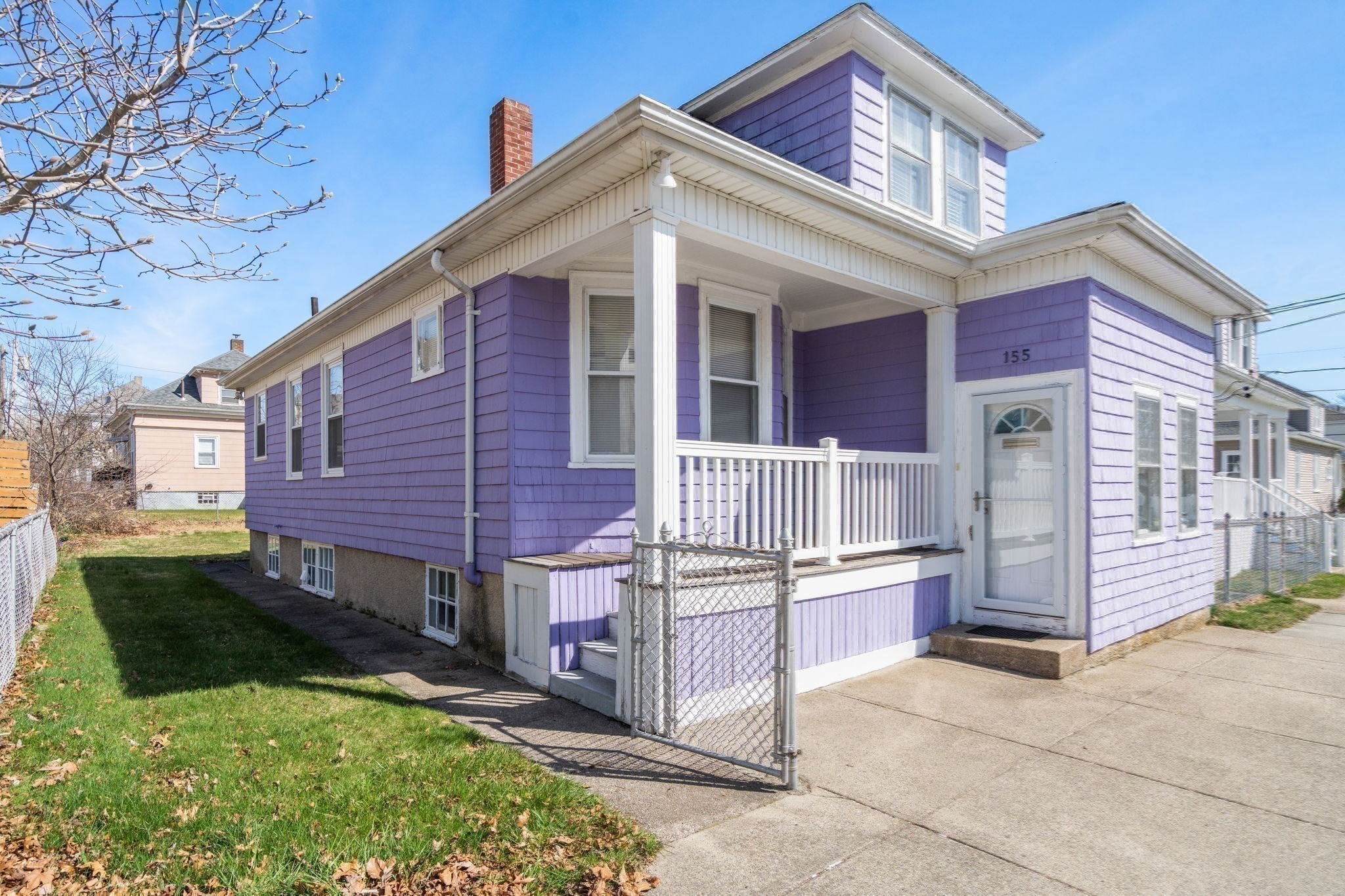 155 Birch St Property Photo 1