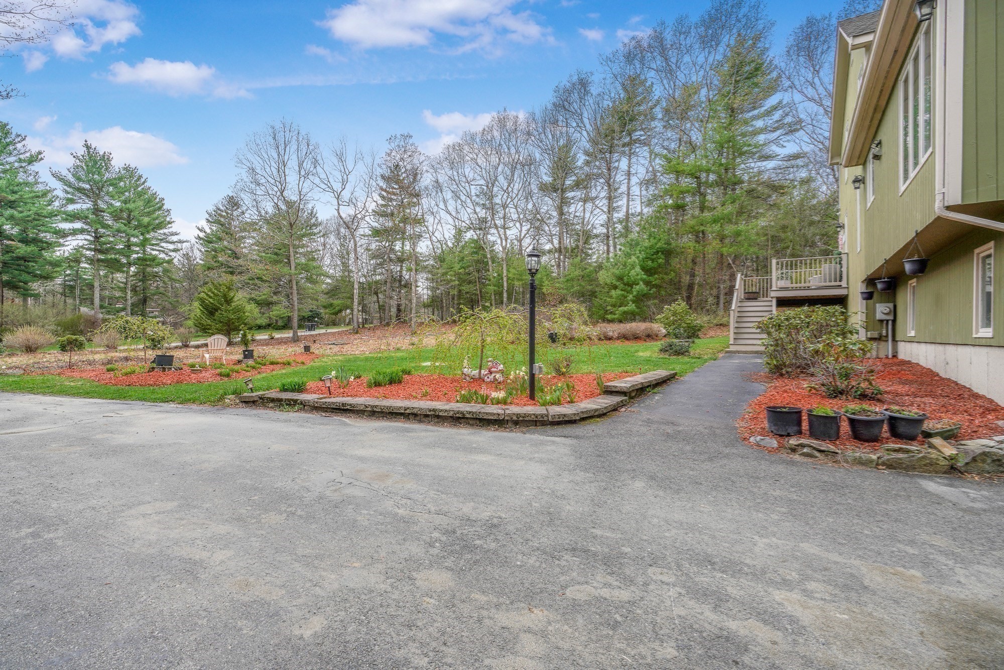 10 Jethol Dr Property Photo 8
