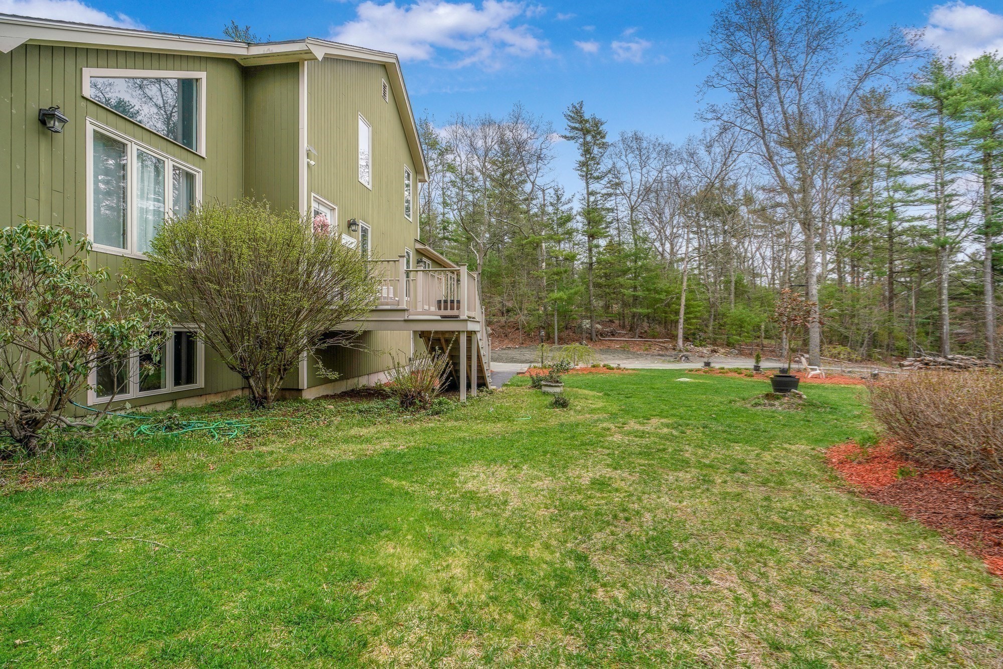 10 Jethol Dr Property Photo 9