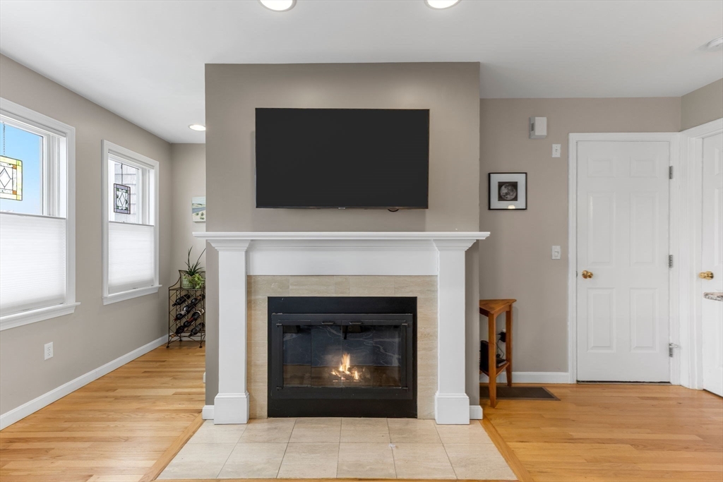 52 Harry Kemp Way # 6 Property Photo 12