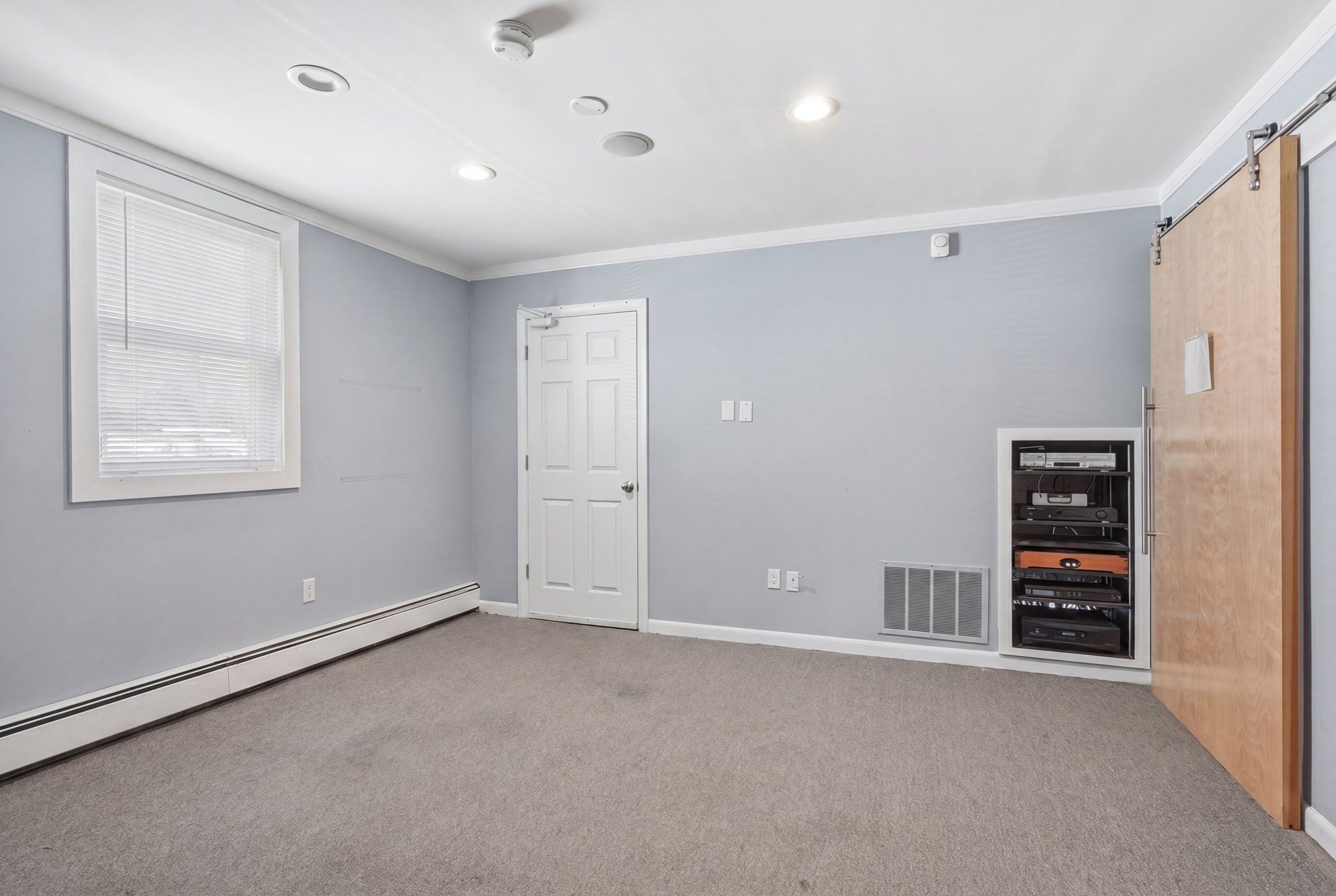 313-315 Eastern Avenue Property Photo 9