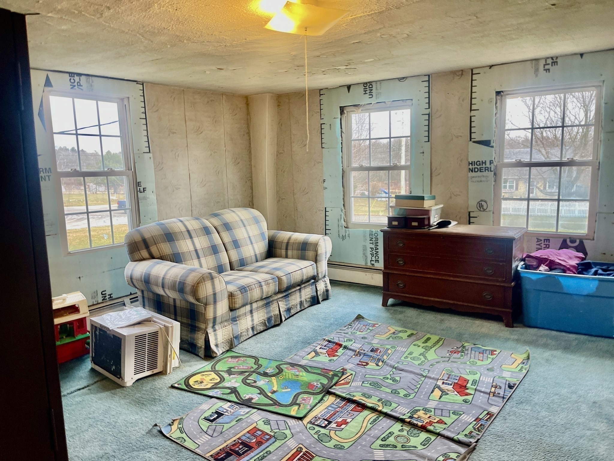 72 North Wheaton Avenue Property Photo 18