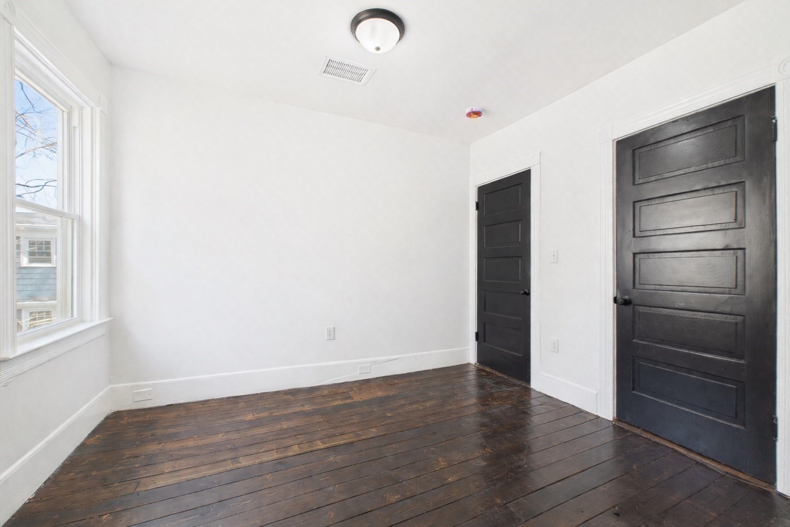12 Sherman St Property Photo 28