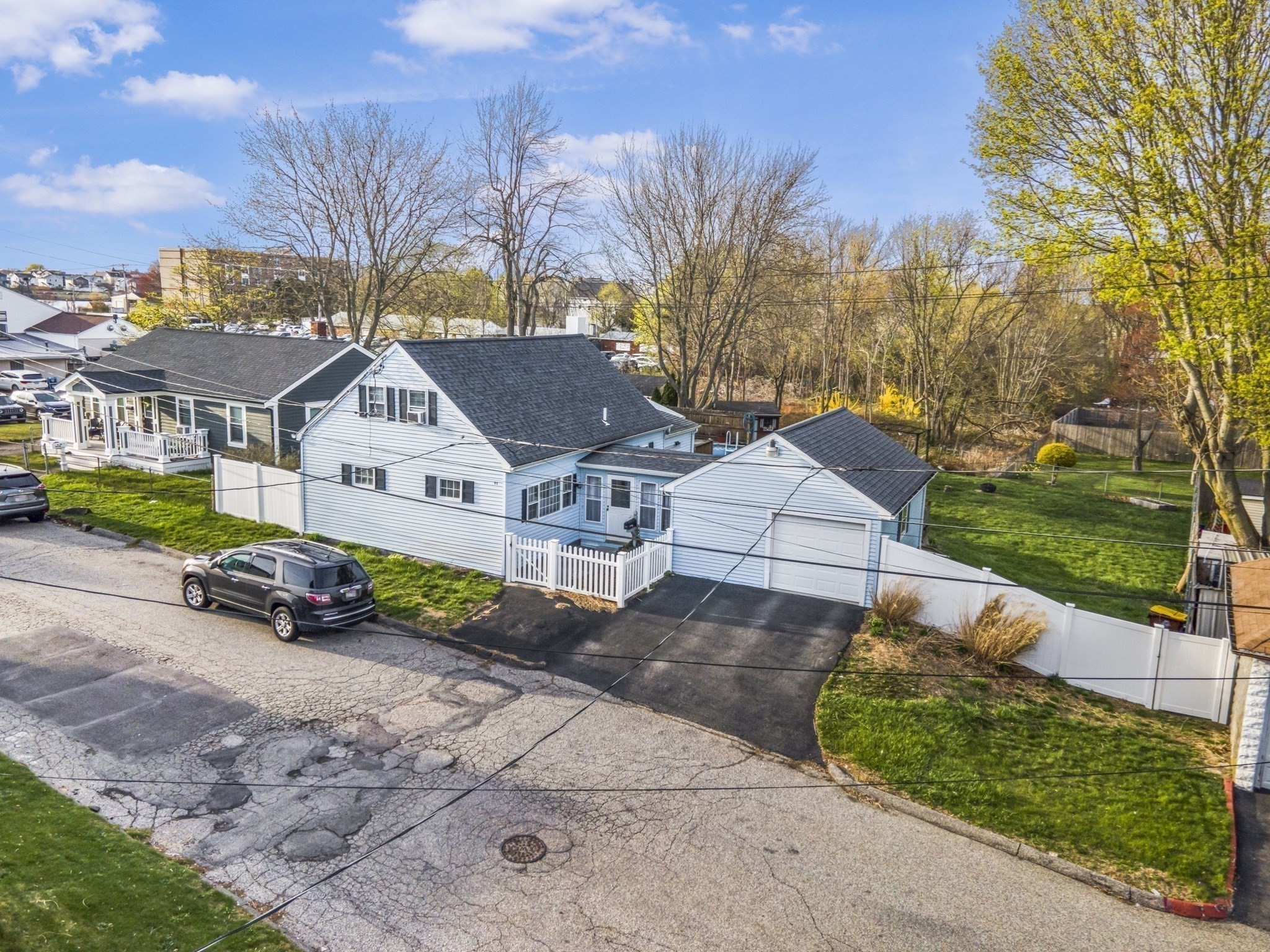 96 Star St Property Photo 1