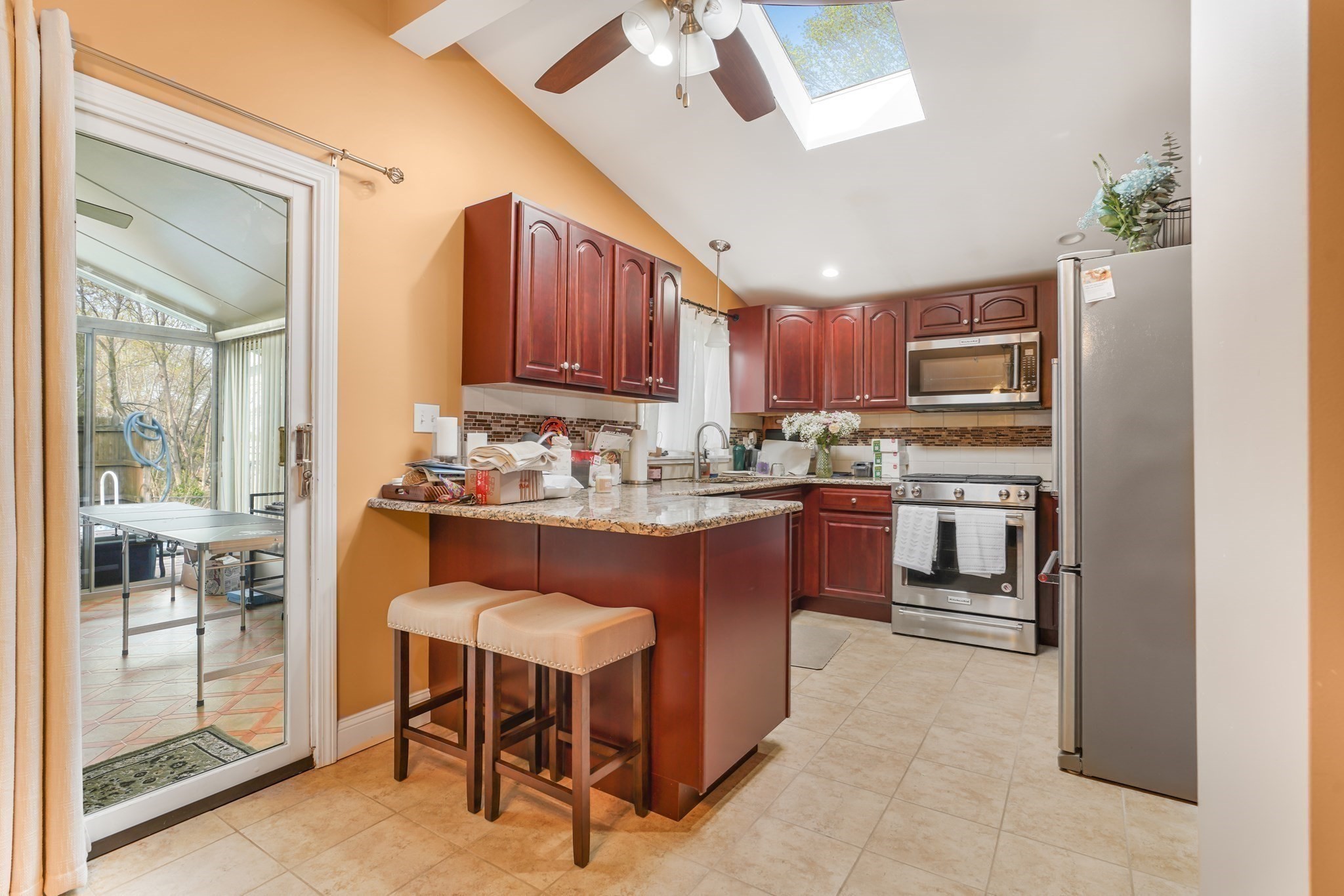 96 Star St Property Photo 10