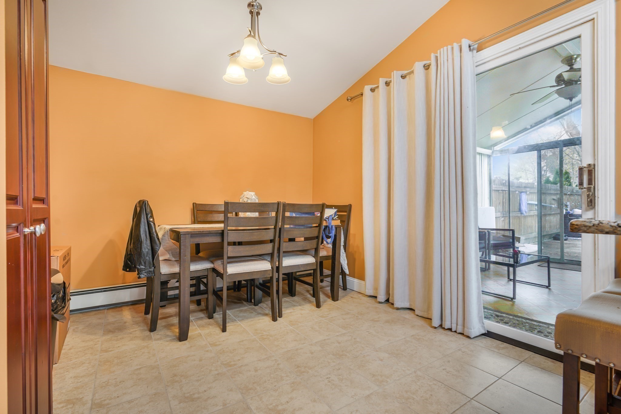 96 Star St Property Photo 12