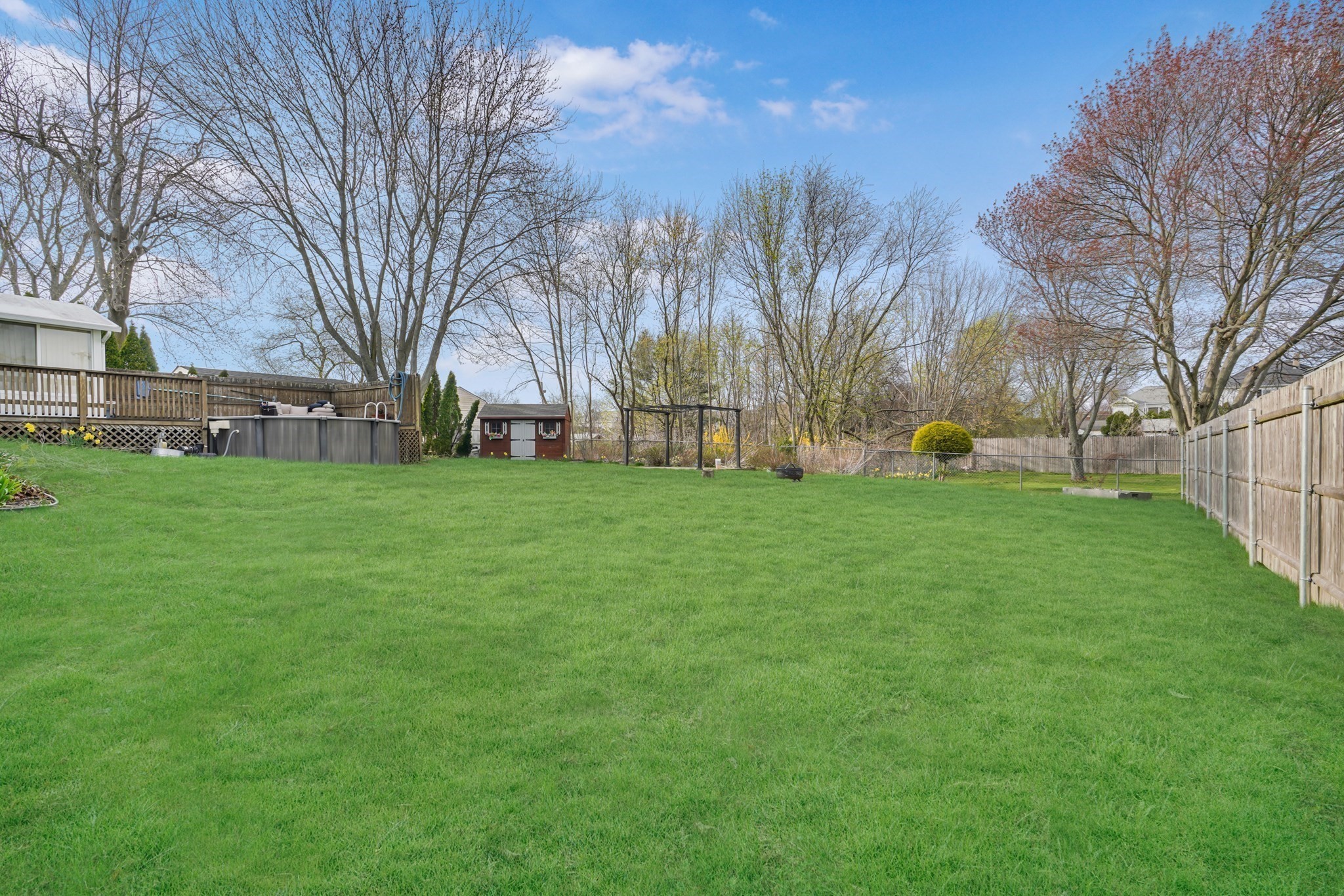 96 Star St Property Photo 39