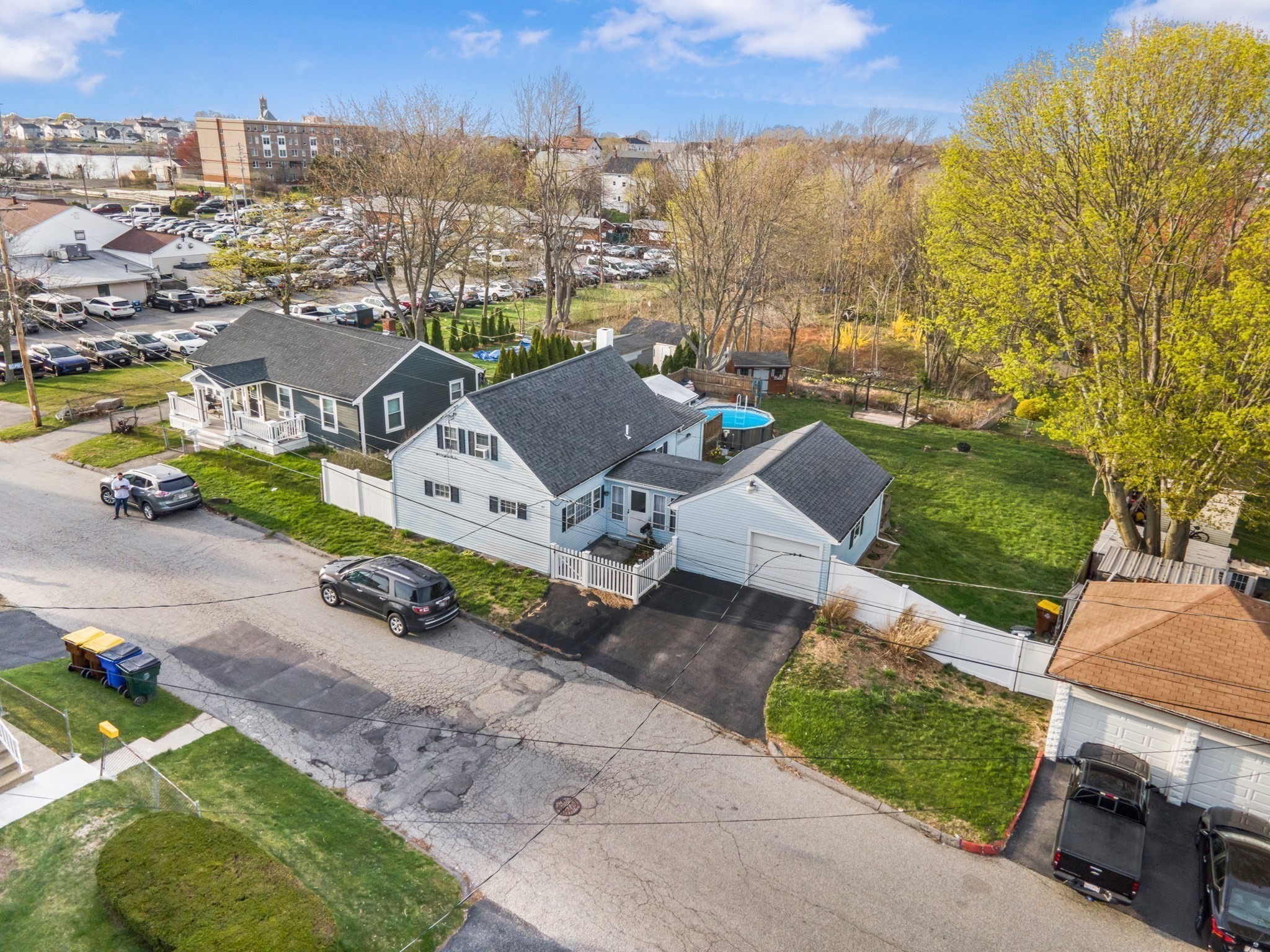 96 Star St Property Photo 41
