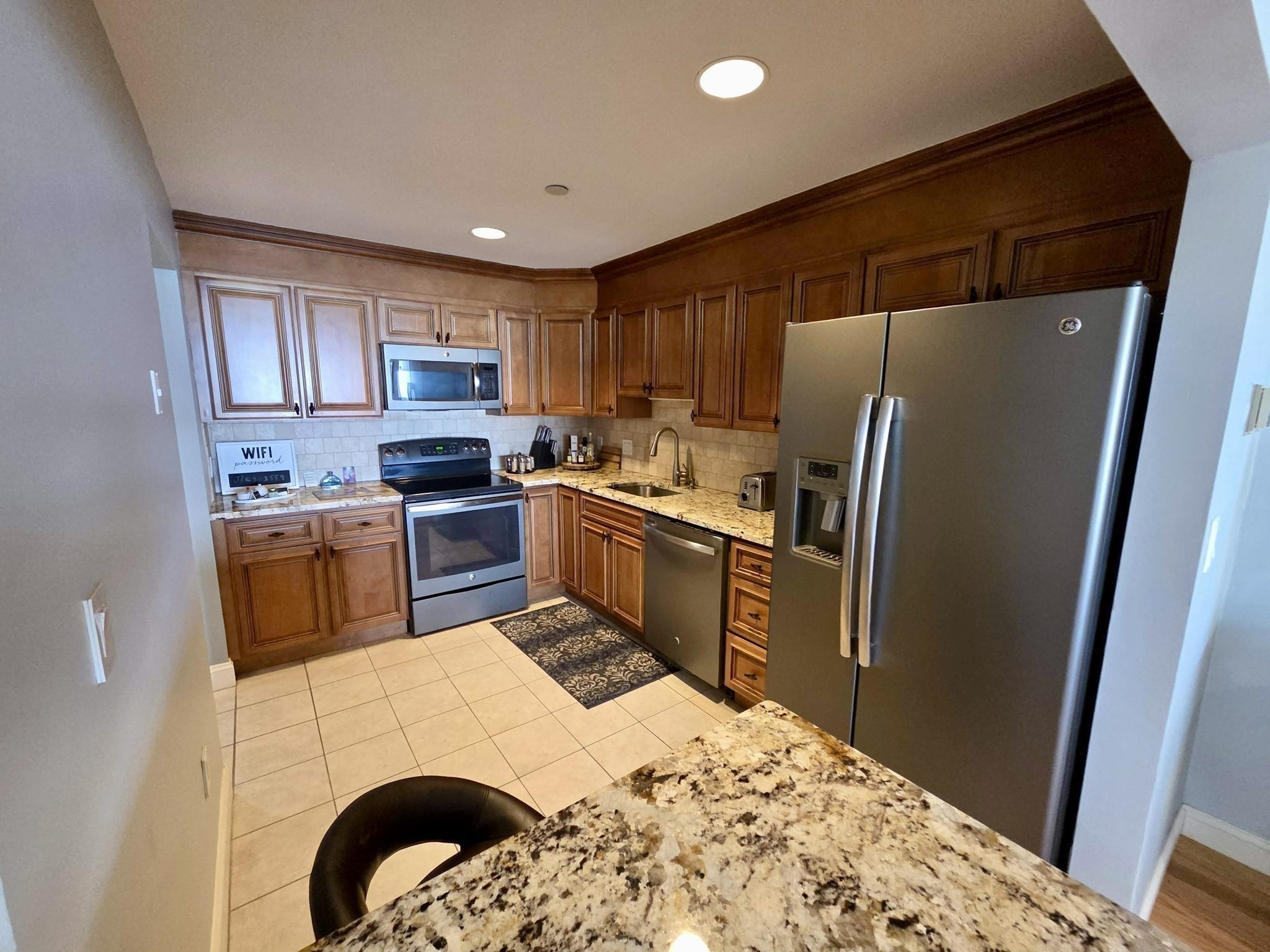 2001 Marina Dr # 605 Property Photo 12