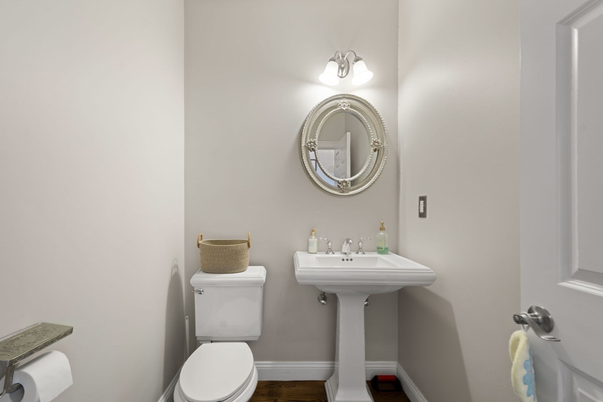 806 Ledgewood Way # 806 Property Photo 19