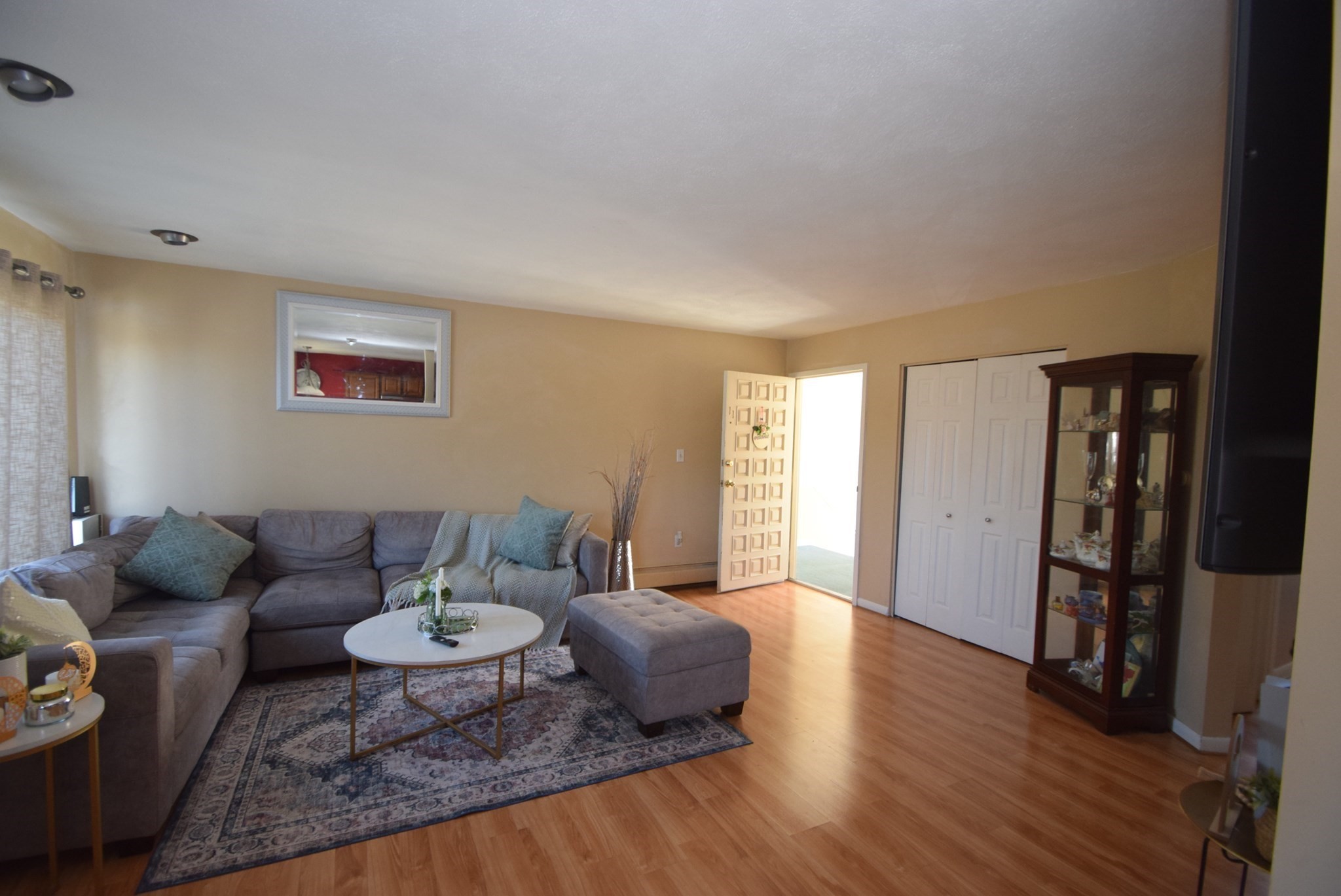 7 Fernview Ave # 11 Property Photo 8