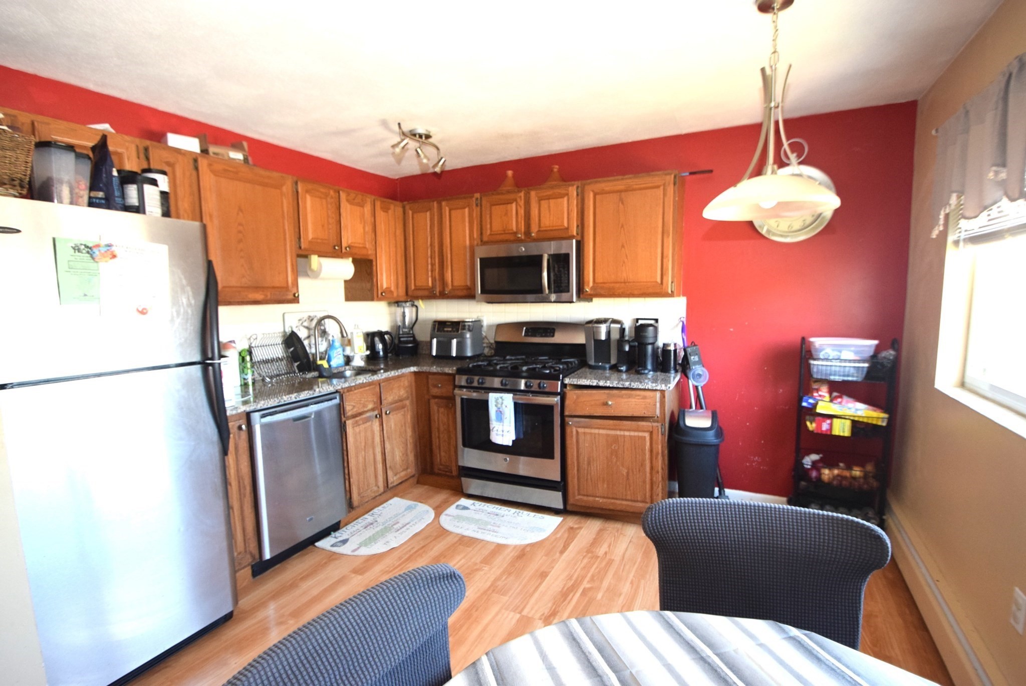 7 Fernview Ave # 11 Property Photo 9