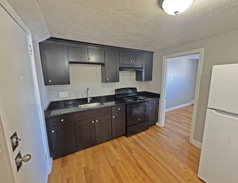 108 Franklin St Property Photo 7