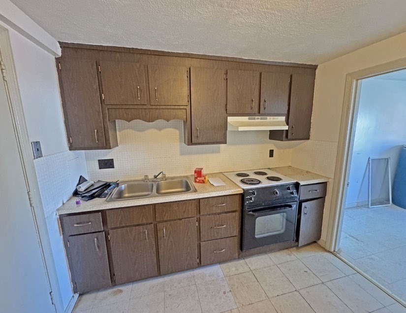 108 Franklin St Property Photo 11