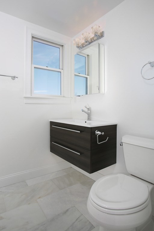 660 Somerville Ave # 2 Property Photo 9