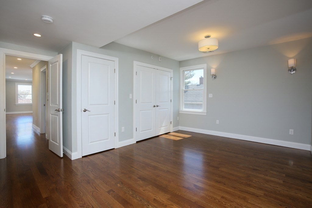 660 Somerville Ave # 2 Property Photo 10