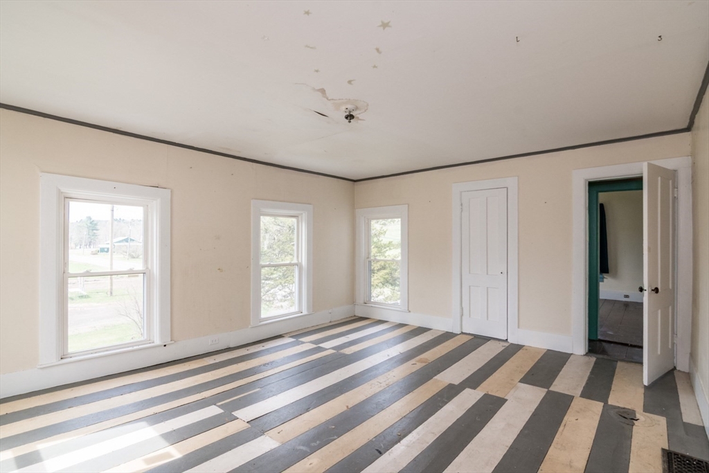 464 Main Rd Property Photo 20