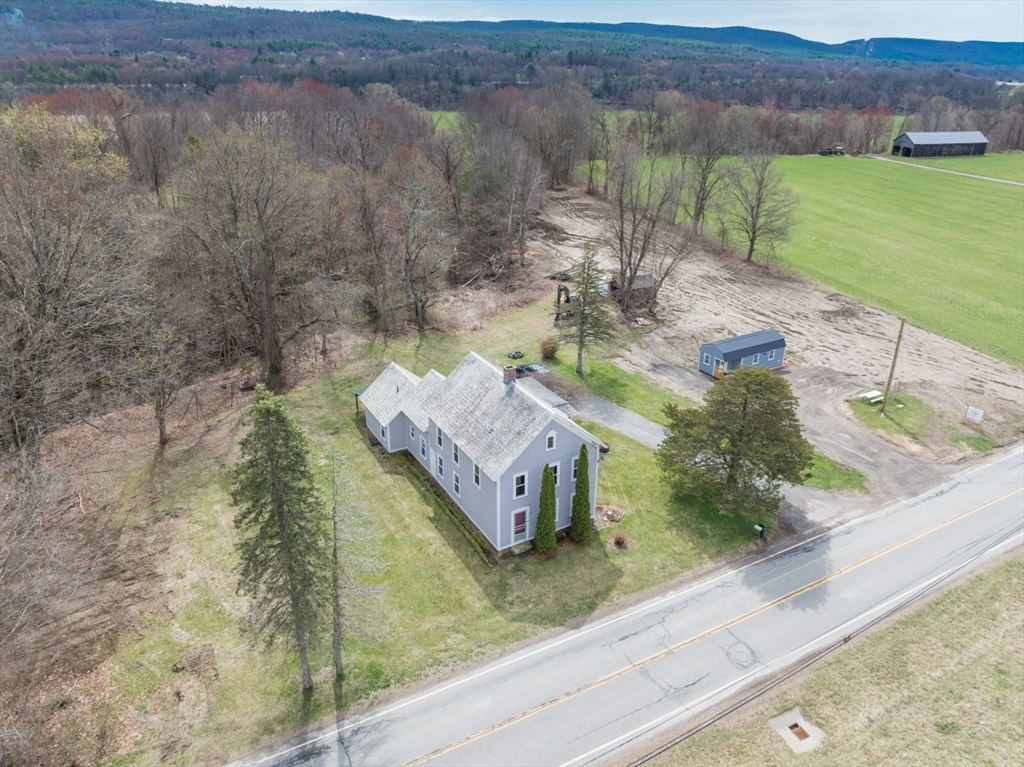464 Main Rd Property Photo 29