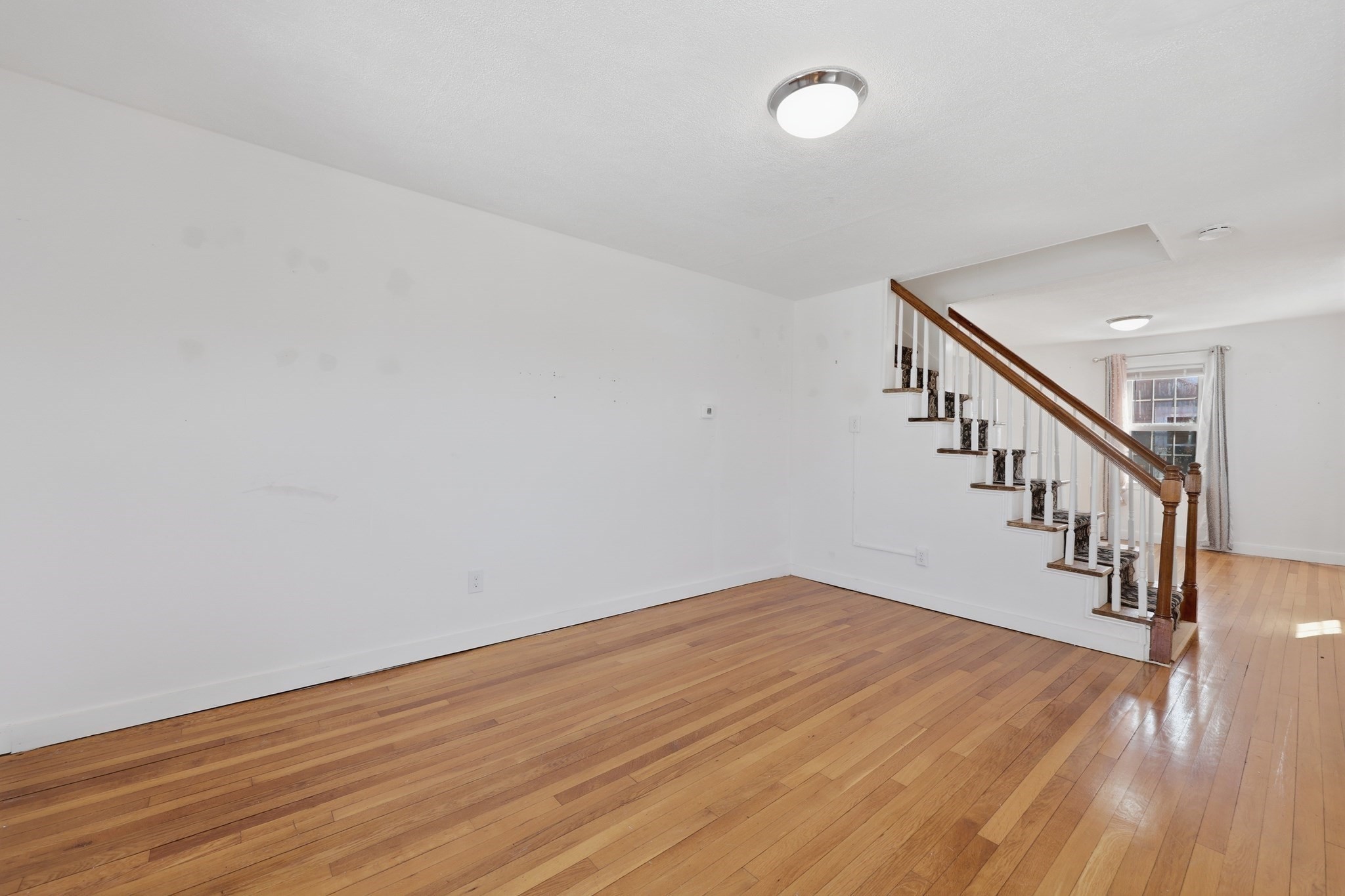 32 Indian Lake Parkway Property Photo 5