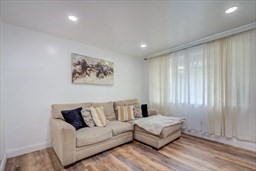 74 Oakland St Property Photo 7