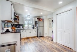 74 Oakland St Property Photo 12
