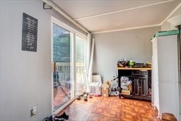 74 Oakland St Property Photo 18