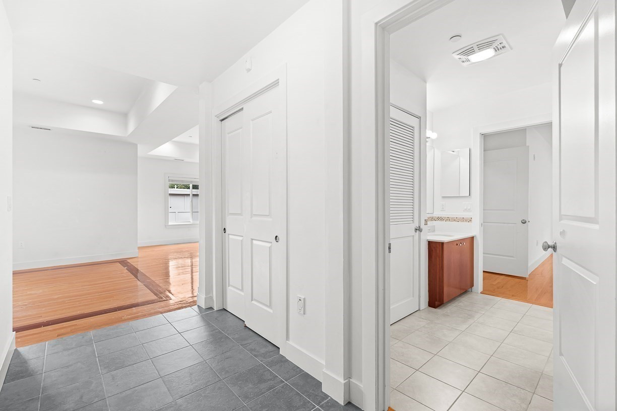 310 Hammond Pond Pkwy # 301 Property Photo 18